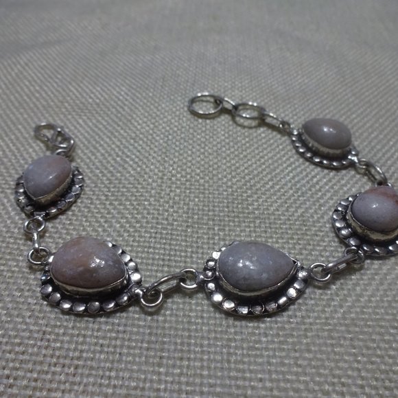 Natural "WHITE AGATE" Handmade Sterling Bracelet Size 8" #318B - Picture 3 of 3